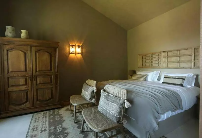 Hotelli Terra Rosa Country House & Vineyards