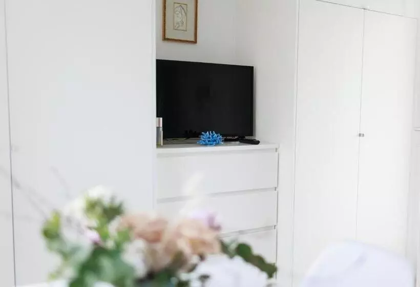 ベッドアンドブレックファースト La Pigna Blu