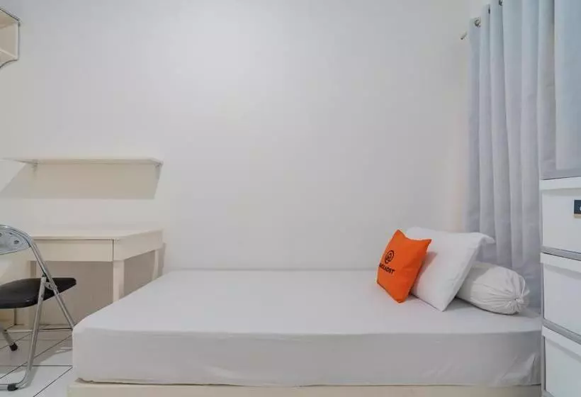 ホテル Koolkost Female Syariah Near Parahyangan University 3 (minimum Stays 6 Nights)