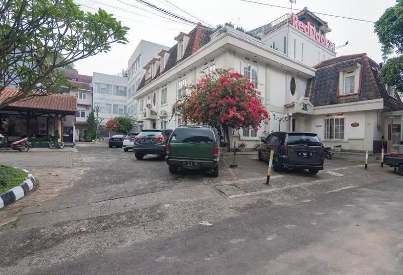 ホテル Koolkost Female Syariah Near Parahyangan University 3 (minimum Stays 6 Nights)