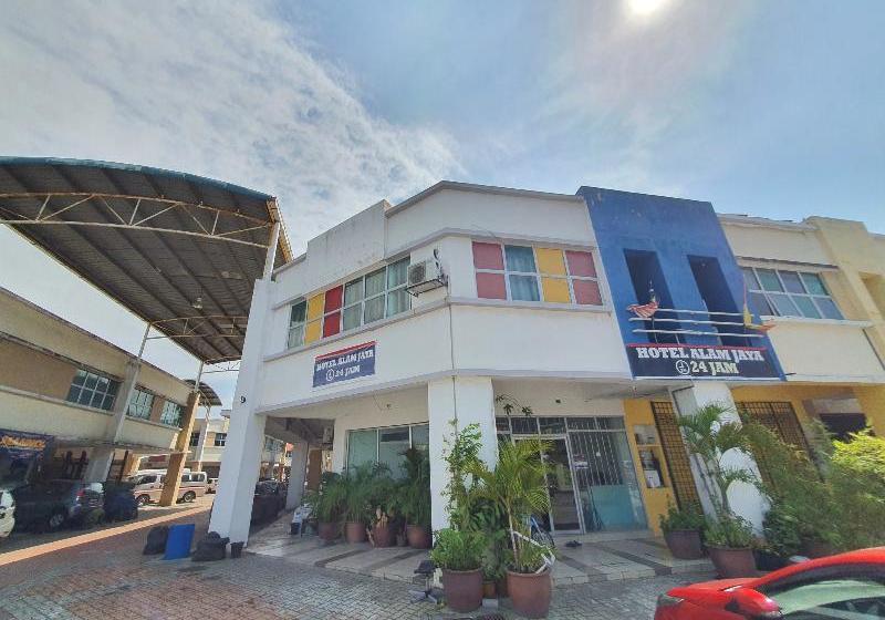 בית מלון כפרי Oyo 90202 Alam Jaya