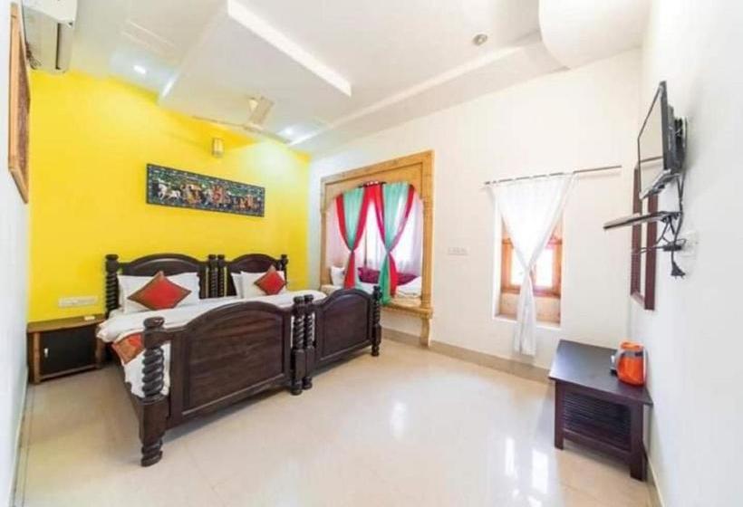 Отель The Turban House