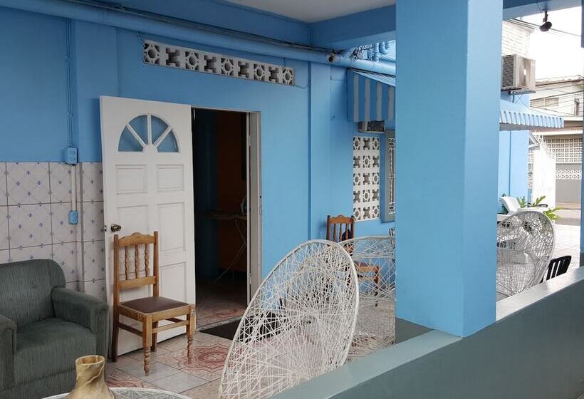 پانسیون Caribbean Tourist Villa Guest House