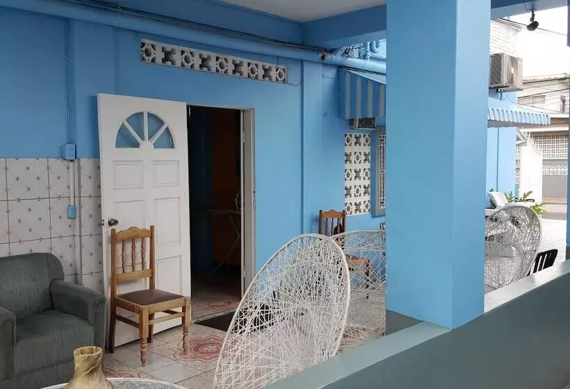 پانسیون Caribbean Tourist Villa Guest House