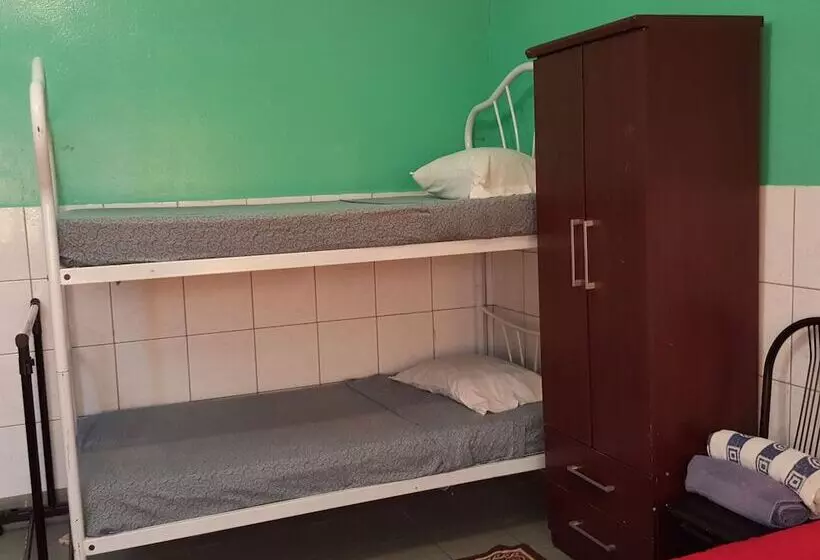 پانسیون Caribbean Tourist Villa Guest House