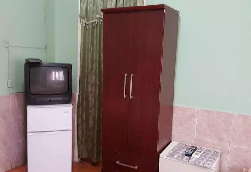 پانسیون Caribbean Tourist Villa Guest House