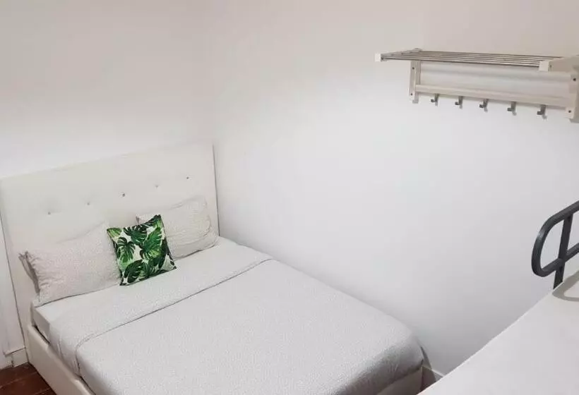 7 Luz Hostel