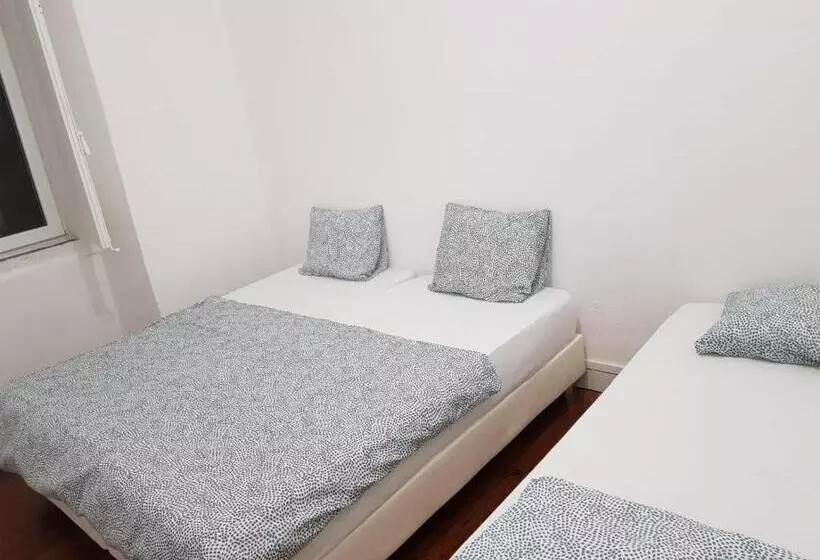 7 Luz Hostel