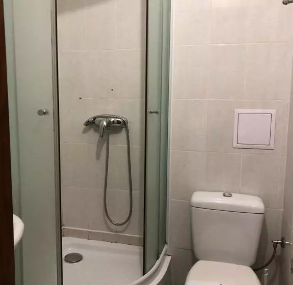 Hotelli готель опалковий замок