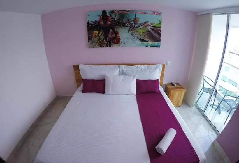 ホテル Kamaleb Farallones