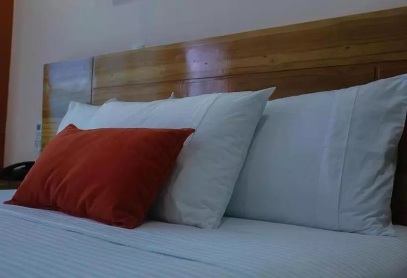 ホテル Kamaleb Farallones