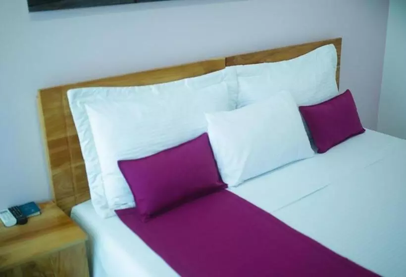 ホテル Kamaleb Farallones