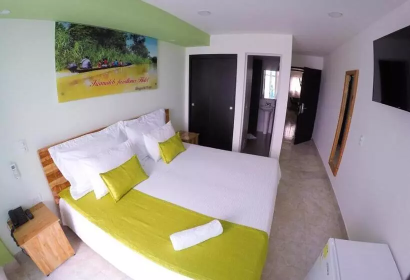 ホテル Kamaleb Farallones