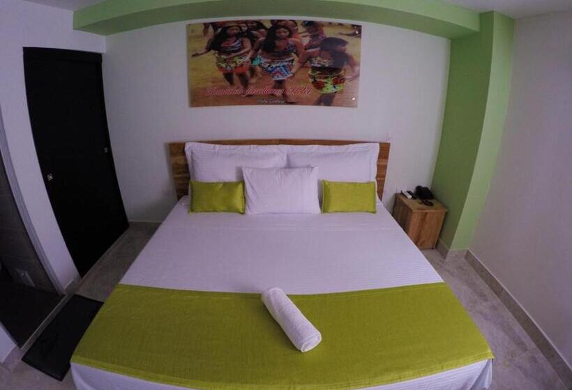 Hotel Kamaleb Farallones