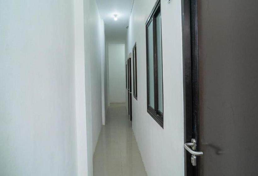 בית מלון כפרי Koolkost Syariah At Jalan Cemara Koja