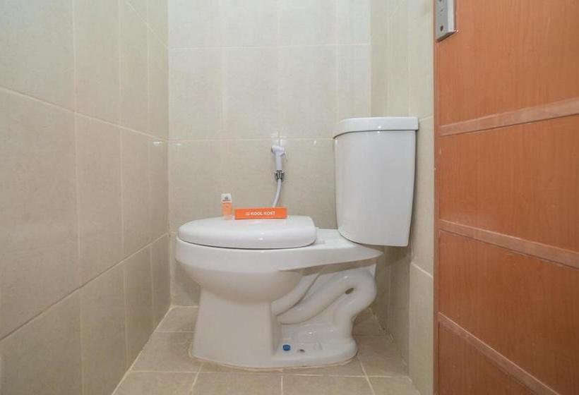 בית מלון כפרי Koolkost Syariah At Jalan Cemara Koja