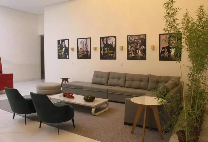 Hotelli Oscar Gold Janaúba