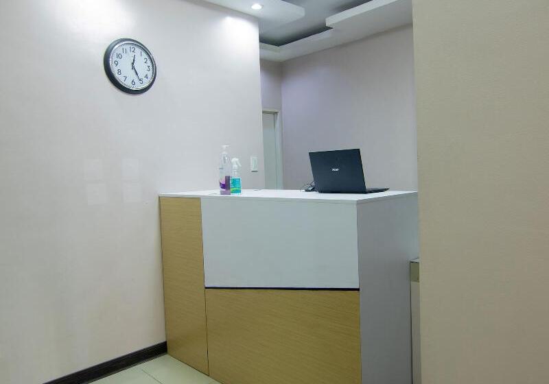 酒店 Oyo 766 Ichehan Apartments