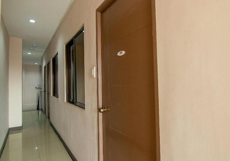 酒店 Oyo 766 Ichehan Apartments