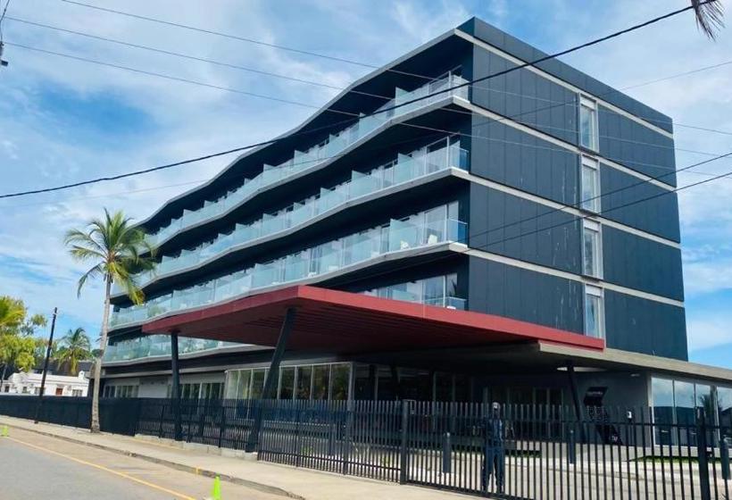 ホテル Pemba Express