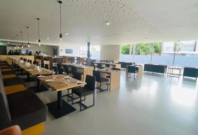 Hotelli Pemba Express