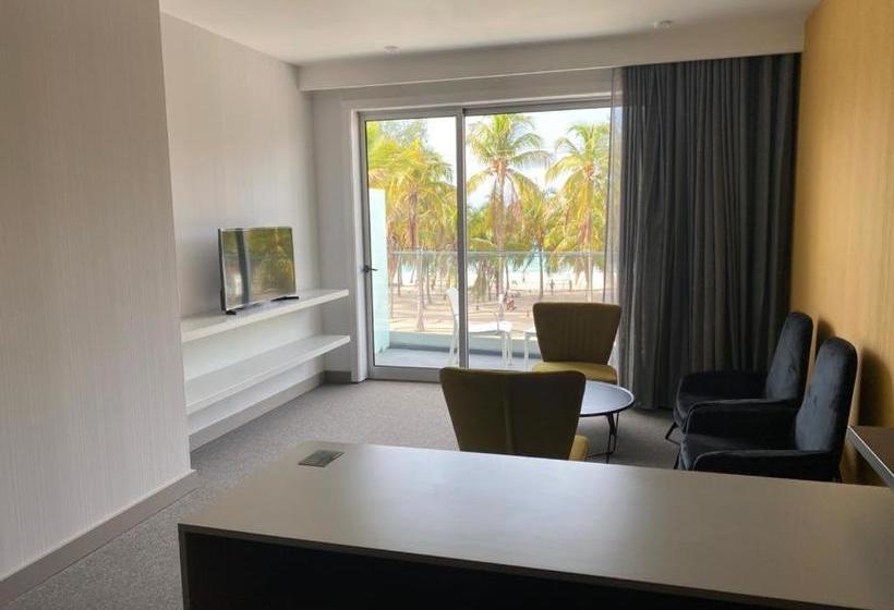 ホテル Pemba Express