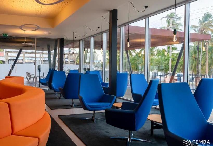 ホテル Pemba Express