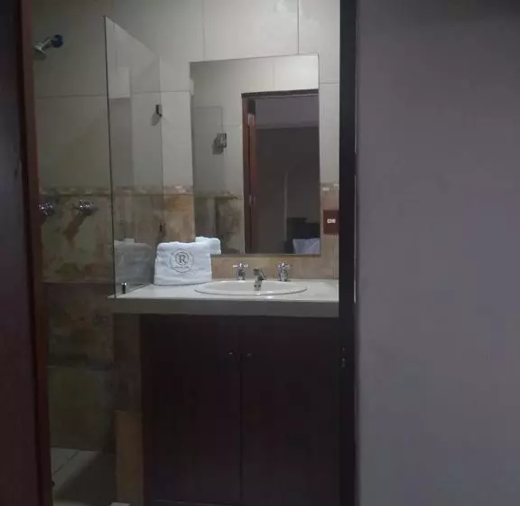 ホテル Suites Real Córdoba