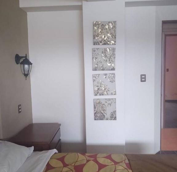 호텔 Suites Real Córdoba