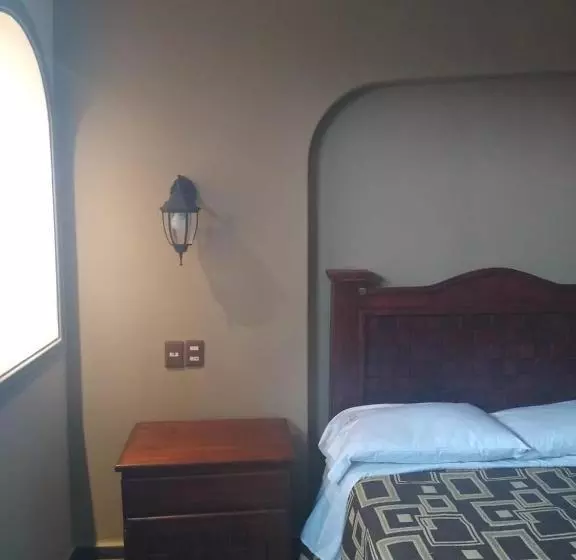 ホテル Suites Real Córdoba