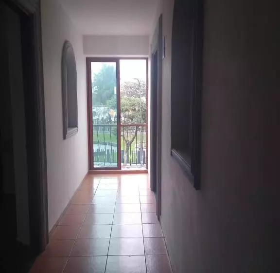ホテル Suites Real Córdoba