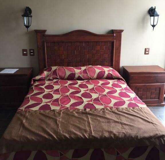 호텔 Suites Real Córdoba