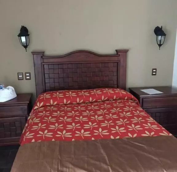 ホテル Suites Real Córdoba