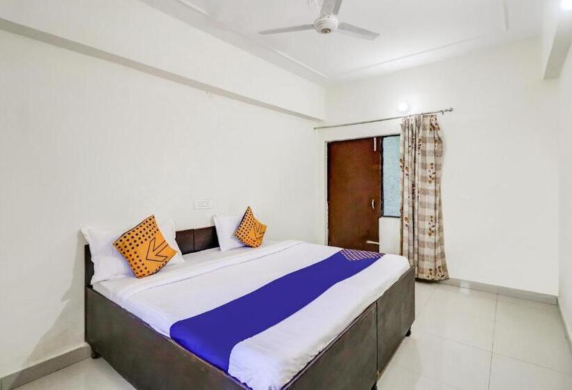 Hotelli Spot On 78882 Shree Shakti