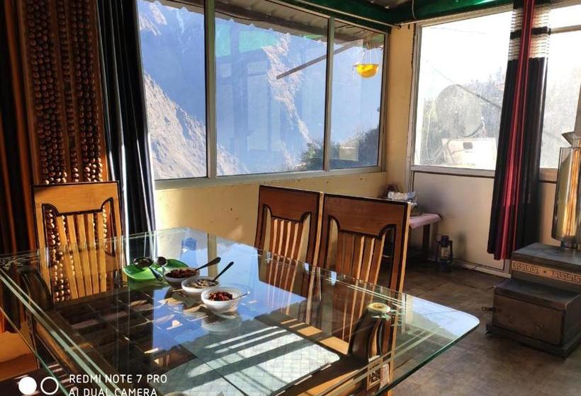 Hotelli Vamoose Badri Villa