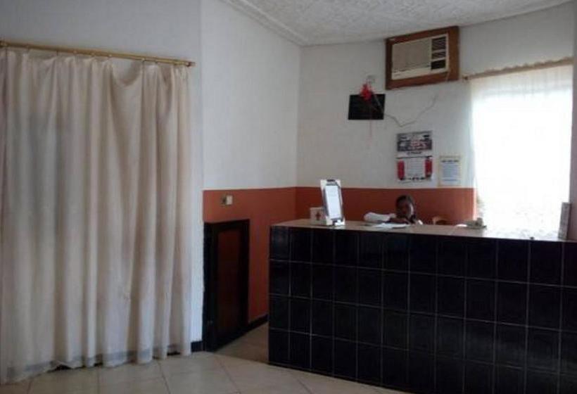 پانسیون Victoria Garden