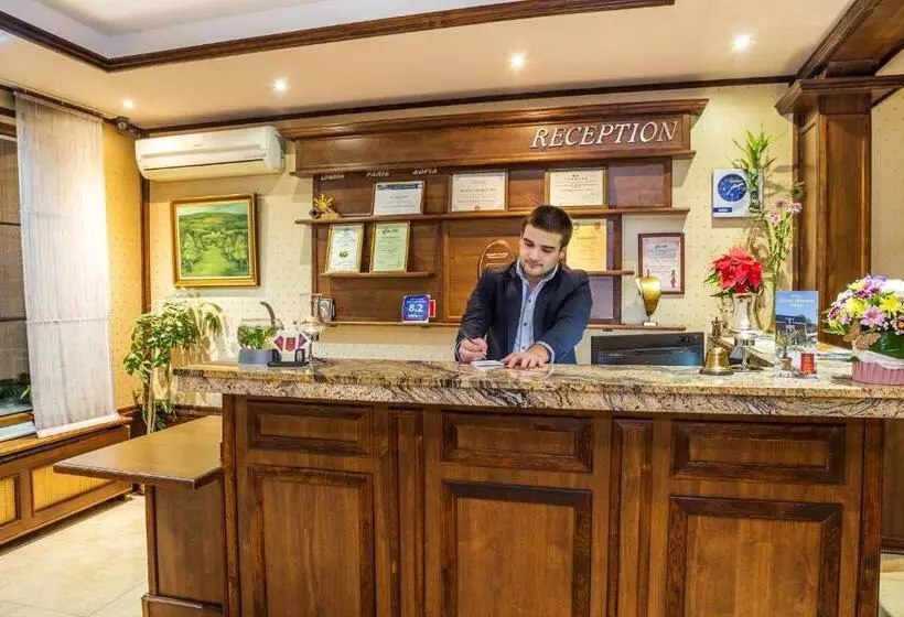 Chateau Montagne Hotel Troyan