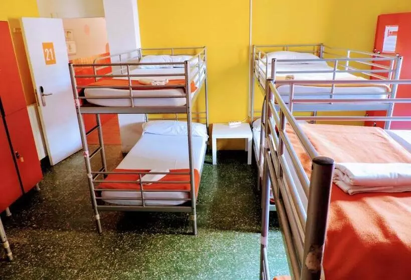 客栈 Feetup Home Backpackers Valencia