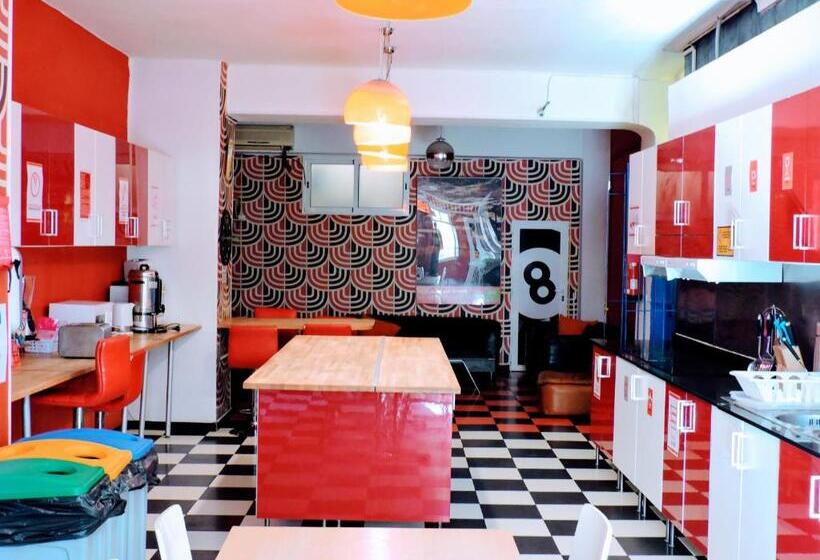 مسافرخانه Feetup Home Backpackers Valencia