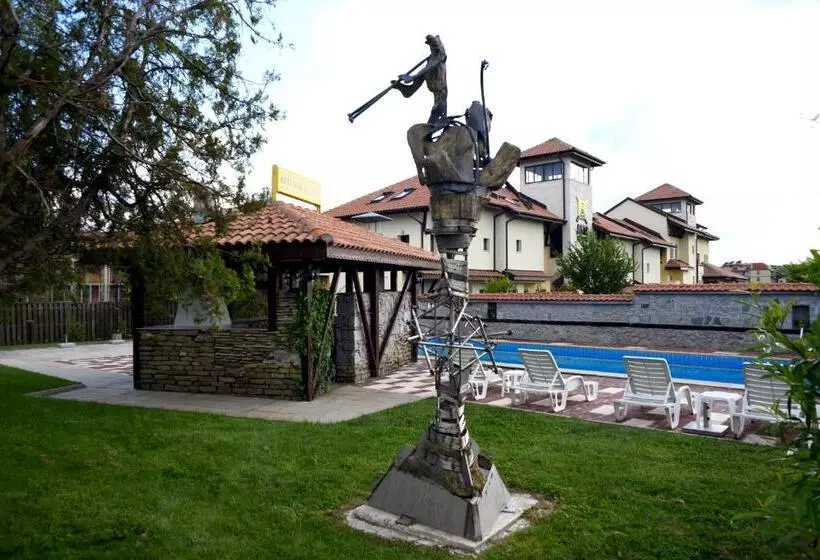 Hotelli Asti Art