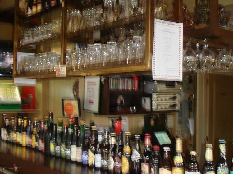 هتل Elckerlyck Inn