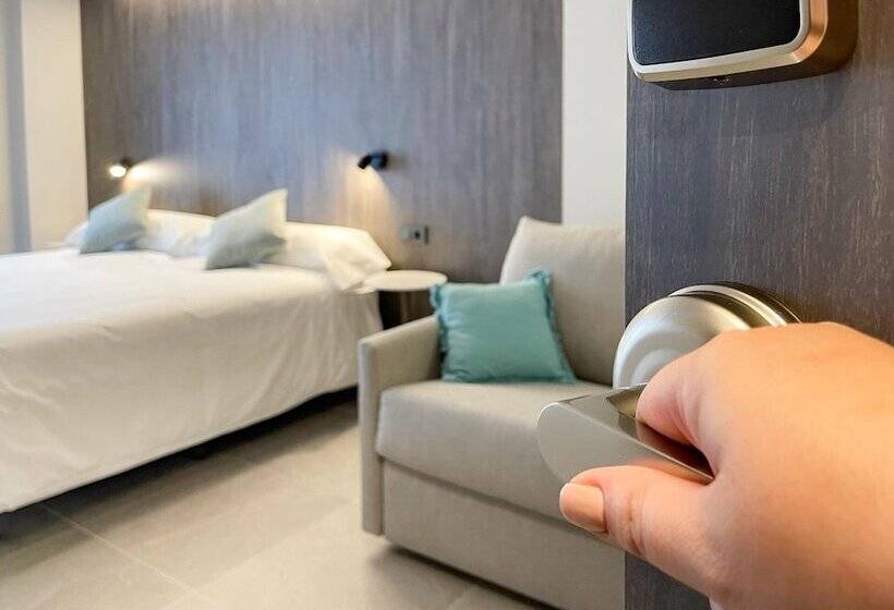 בית מלון כפרי Quatre Llunes