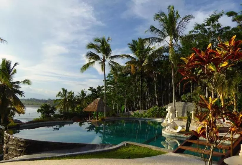 ホテル Puri Dajuma Beach Eco Resort & Spa