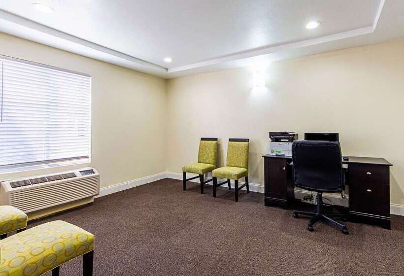 Отель Quality Inn Greenville I30