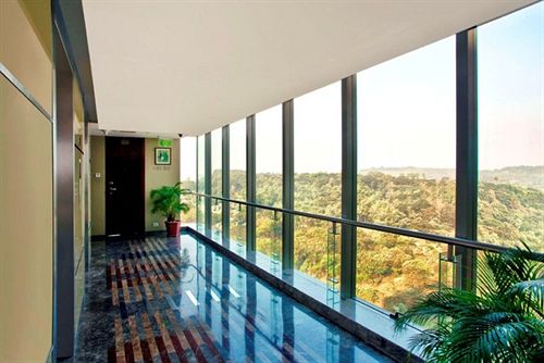 Hotel Ramada By Wyndham Powai & Convention Centre