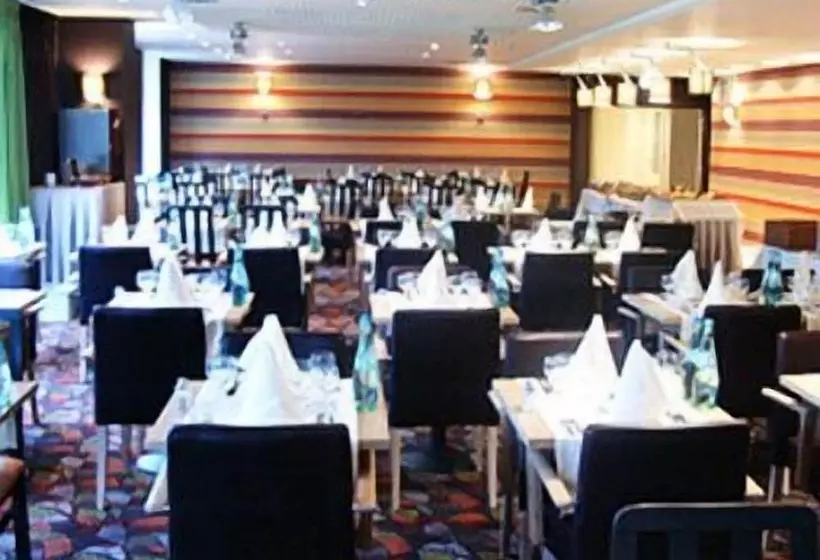 בית מלון כפרי Royal Astrid