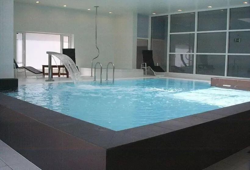 בית מלון כפרי Royal Astrid