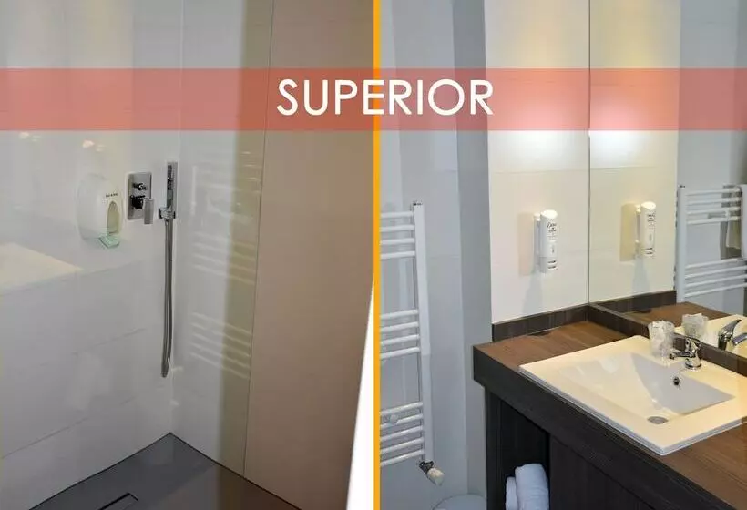 בית מלון כפרי Royal Astrid