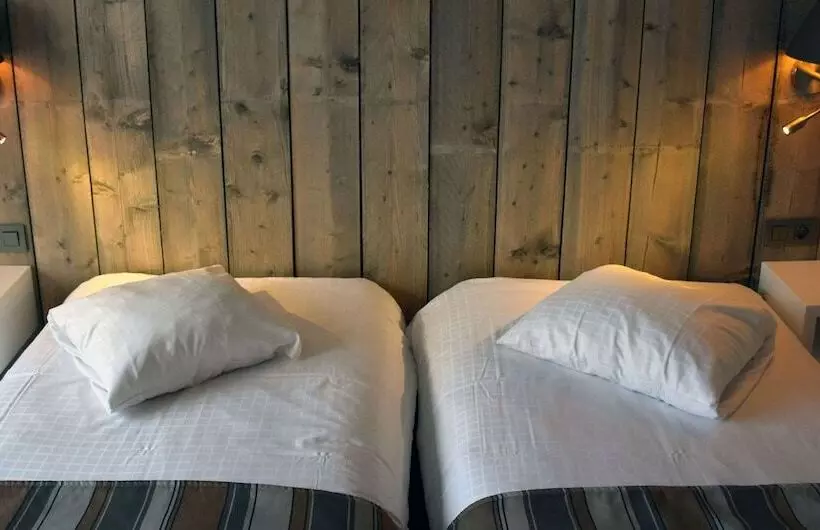 בית מלון כפרי Royal Astrid