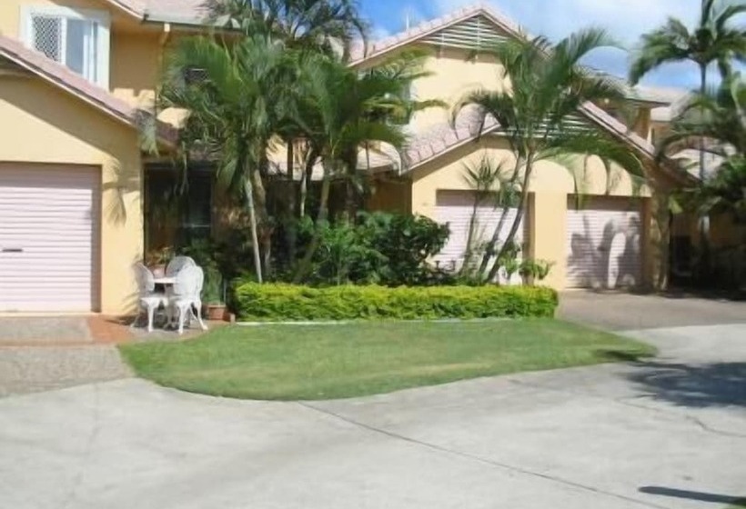 Отель Sailfish Cove